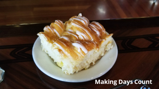 Picture of the pineapple bread they served us